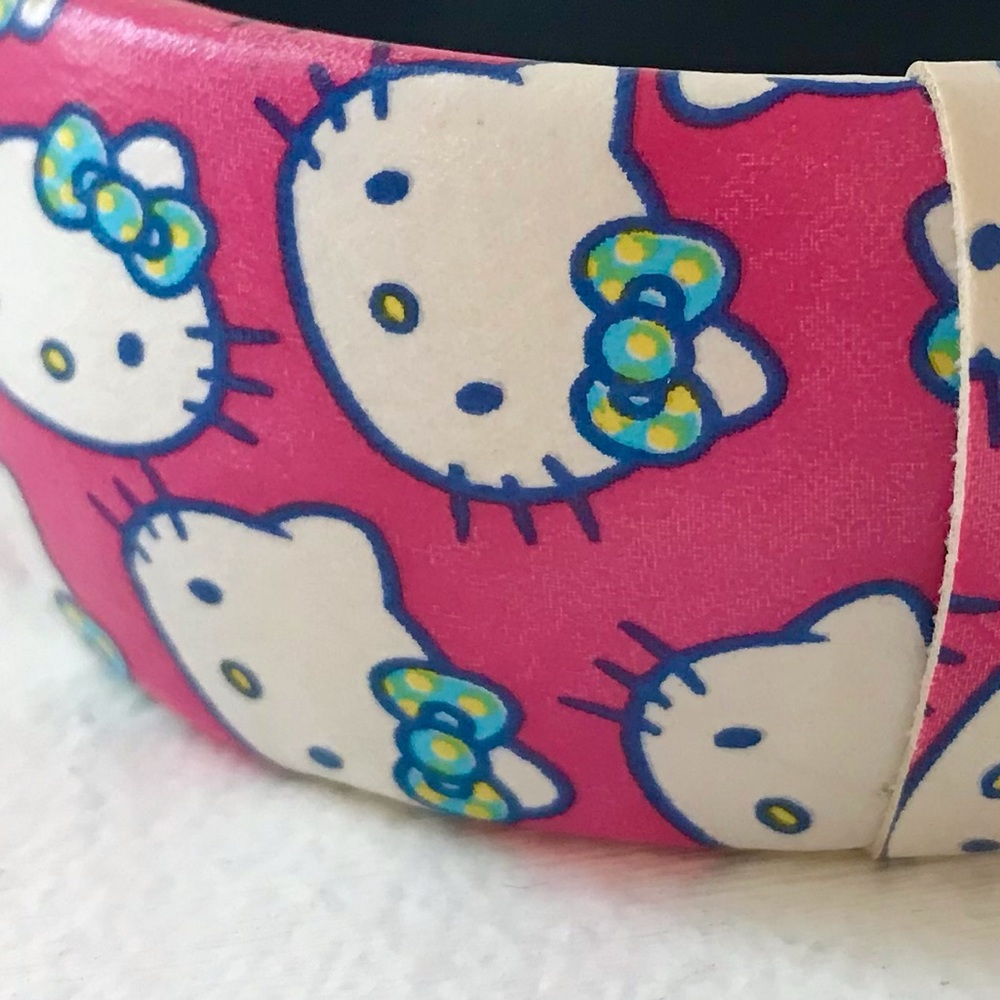 Hello Kitty Bracelet - Picture 3 of 3